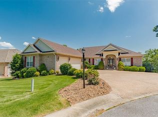 3 Clubhouse Pl, Bella Vista, AR 72715
