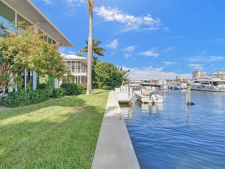 2760 Yacht Club Blvd #10C — Photo 29