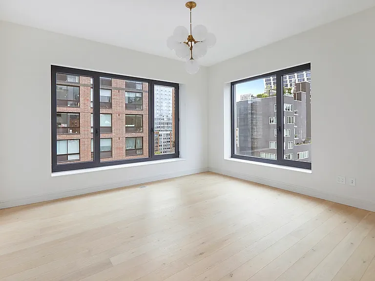 428 W 19th St #10A — Photo 5