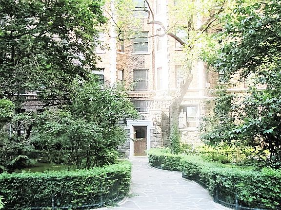 2nd image of 3388 Wayne Ave #D23