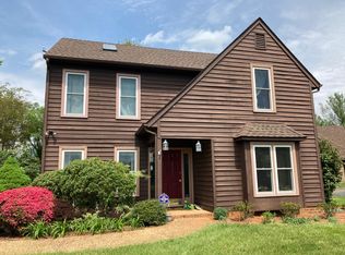 1140 Highlands Dr, Charlottesville, VA 22901