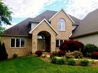 7401 Piper Glen Dr, Springfield, IL 62711