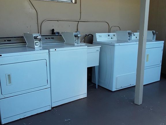 4th image of 16911 NE 21st Ave APT 12