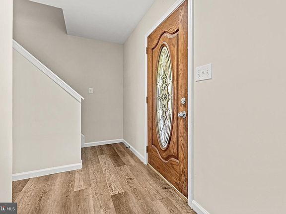3rd image of 624 Davol Rd