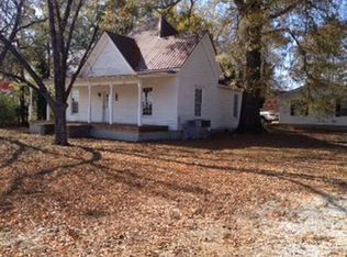 153 Gholston St, Comer, GA 30629