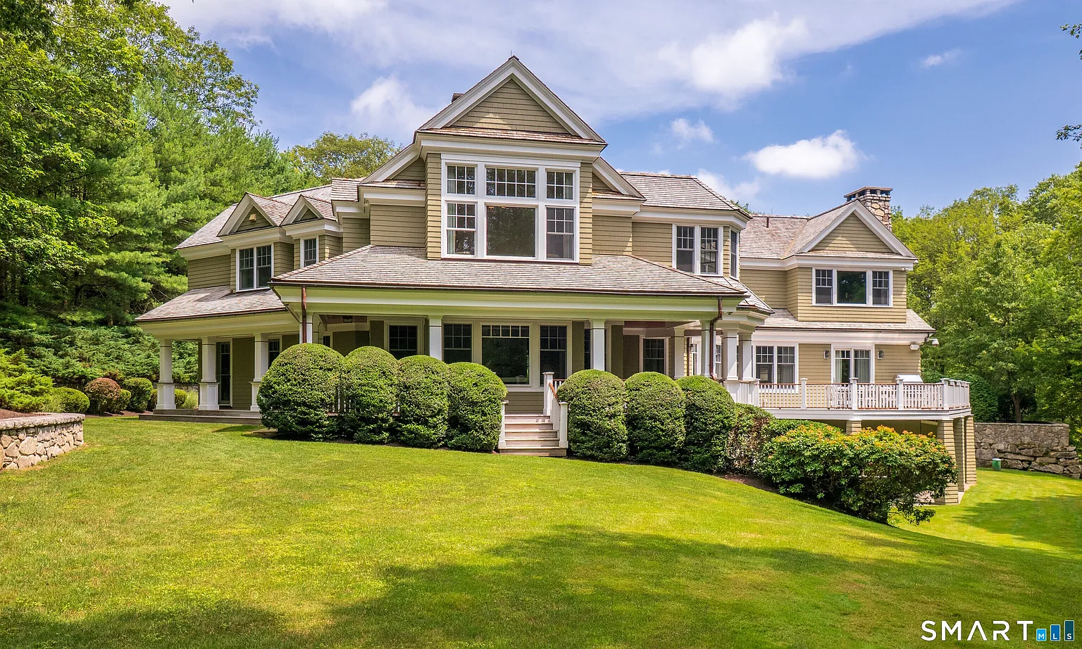 55 Tanners Drive photo 1