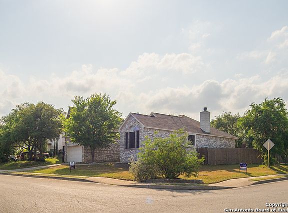 3rd image of 2631 Arlene Park