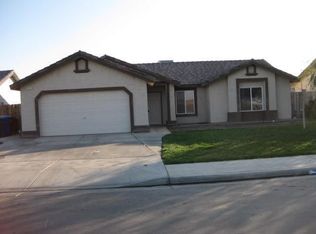 8320 Elm St, San Joaquin, CA 93660