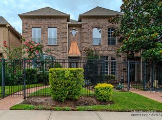 13723 Brookbluff Ln, Houston, TX 77077