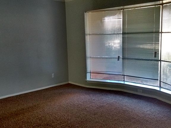 2nd image of 3515 Coker St APT 105