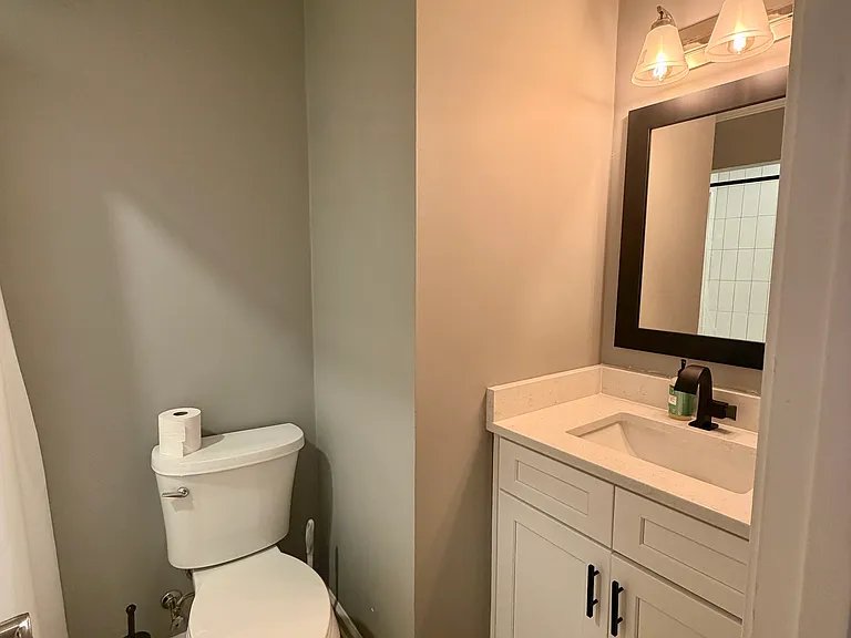 1215 Defoor Ct NW — Photo 8