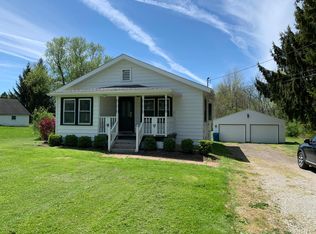 6396 Struthers Rd, Lowellville, OH 44436
