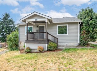 3111 13th St, Bremerton, WA 98312