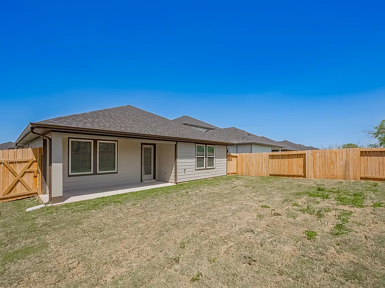 1535 Merulana Ln — Photo 23