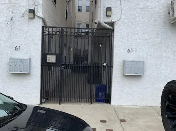 614 S 4th St APT 2F, Philadelphia, PA 19147