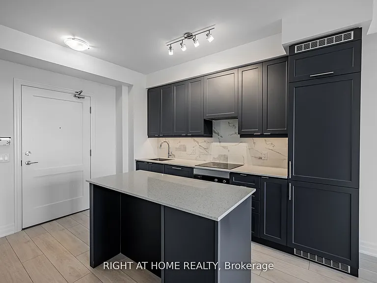 30 Elm Dr W #1103 — Photo 8