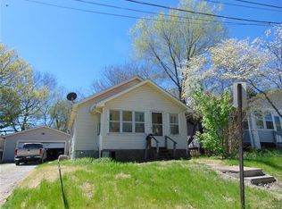 2621 Yager Ave, Alton, IL 62002