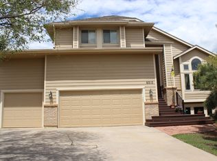 6010 Moorfield Ave, Colorado Springs, CO 80919