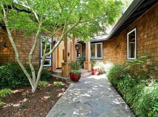 25 Manor Rd, Kentfield, CA 94904