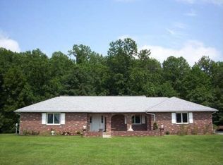 11305 E State Road 54, Bloomfield, IN 47424