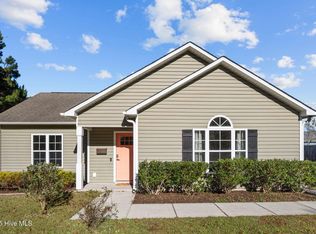 301 Kraft St, Holly Ridge, NC 28445