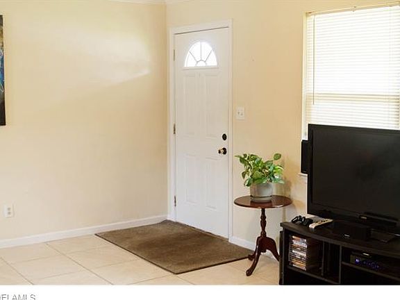 3rd image of 7103 Balboa Dr
