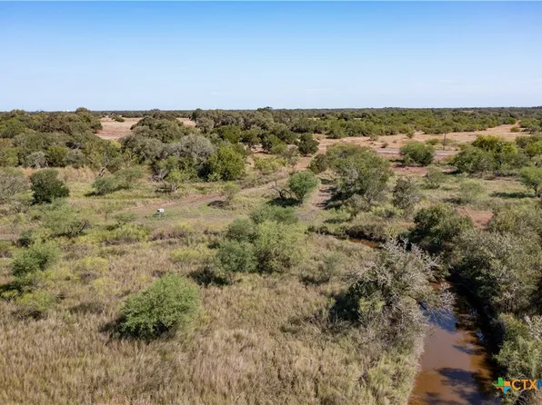 460 Fm 136, Woodsboro, TX 78393