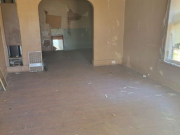 2nd image of 1314 W 2nd St