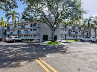 8305 NW 61st St #209, Tamarac, FL 33321