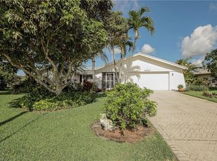 4654 Chippendale Dr, Naples, FL 34112