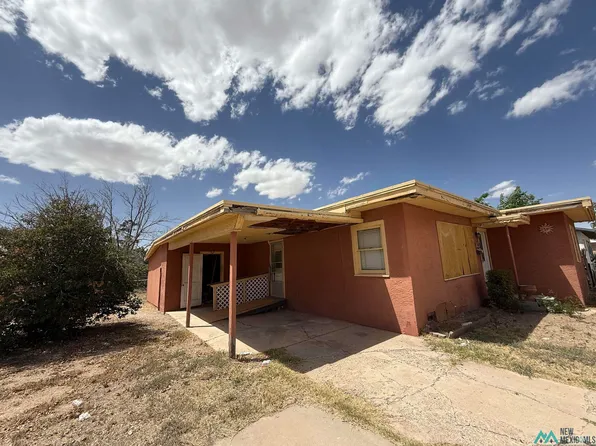 36 Cedar Dr, Roswell, NM 88203