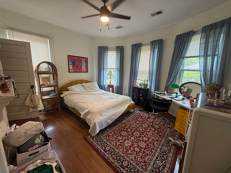 604 Boulevard SE — Photo 7