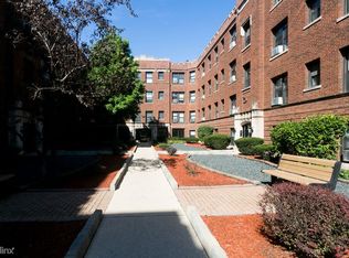 2904 N Mildred Ave APT 3G, Chicago, IL 60657