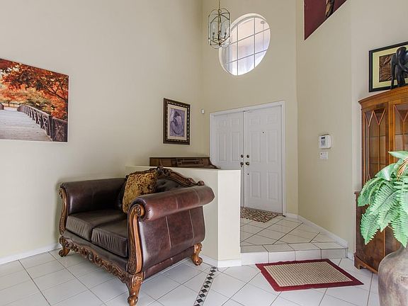 3rd image of 8656 Windy Cir
