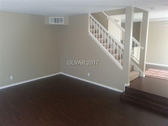 3rd image of 912 Sun Wood Dr #0