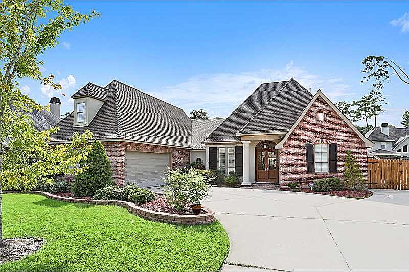 1st image of 35 Mark Smith Dr