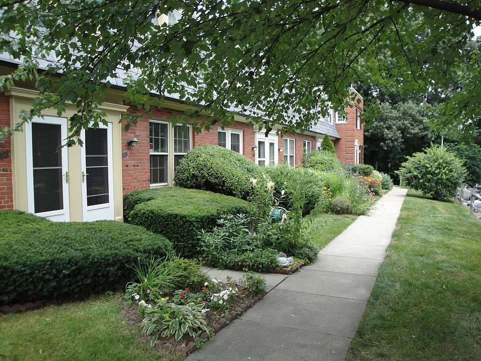 1st image of 1510 S Edgewood St APT 551