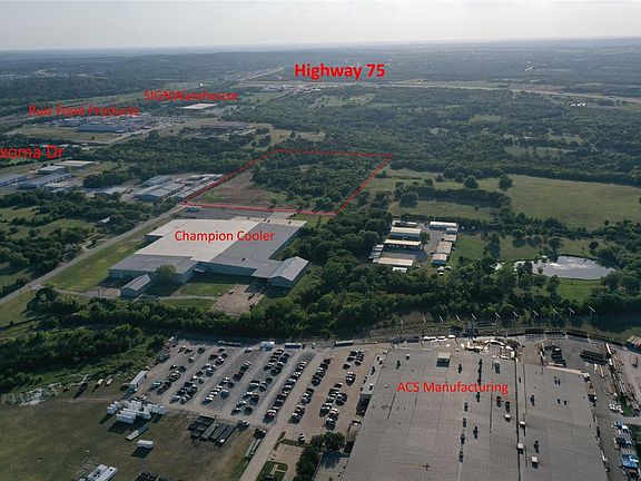 2nd image of 3501 Juanita Dr