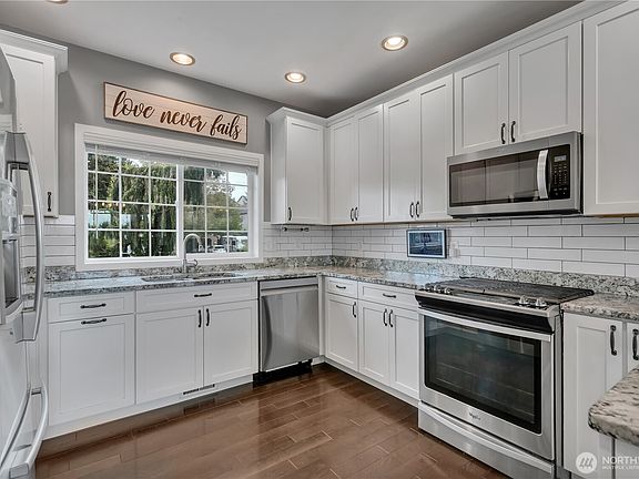 4th image of 19614 82nd Street Ct E