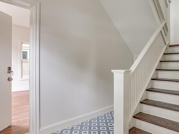 3rd image of 305 S Willomet Ave #2