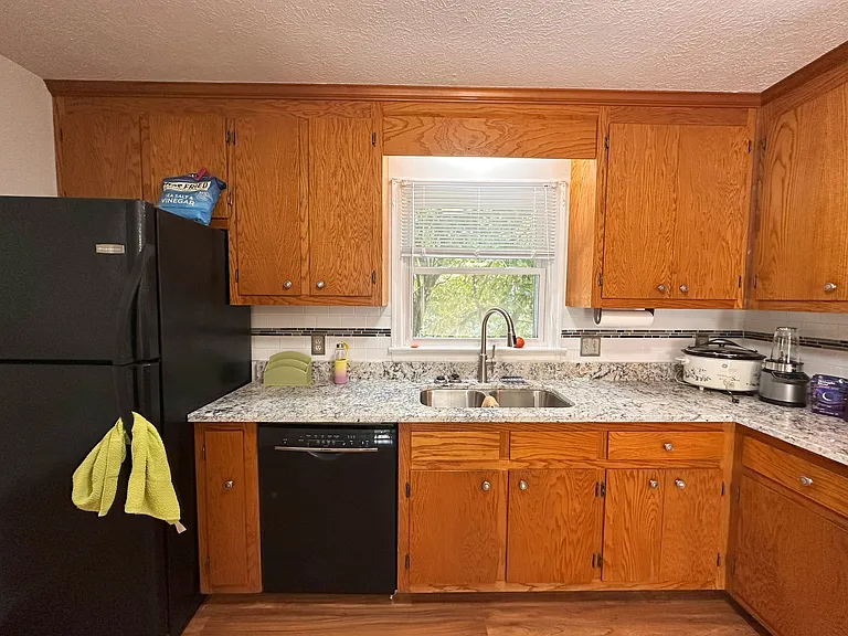 700 Rife Rd #8L — Photo 6