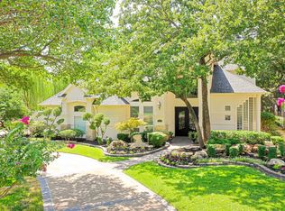 2 Valleywood Ct, Mansfield, TX 76063
