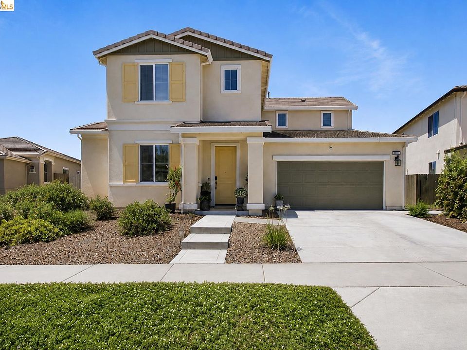 1st image of 782 Silver Creek Cir