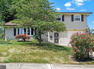 423 Fitzpatrick Ln, York, PA 17406