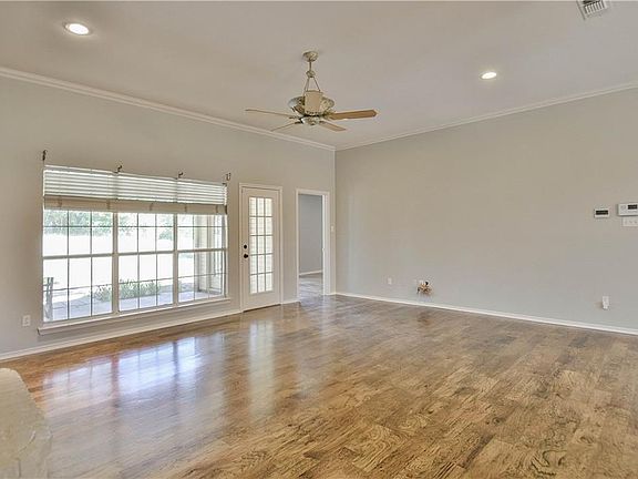 4th image of 3913 Frisco Cir