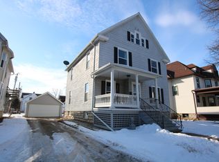 176 4th St, Fond Du Lac, WI 54935