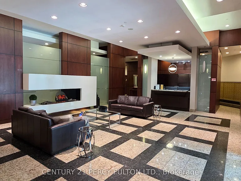 18 Parkview Ave #1811 — Photo 6