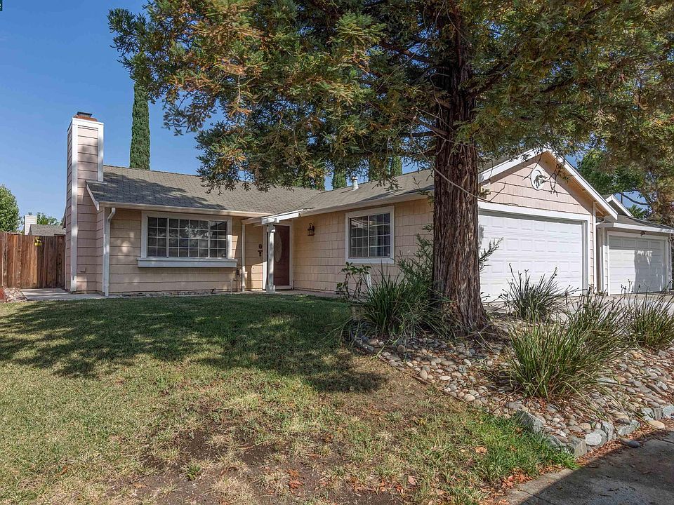 1st image of 2052 Newport Dr