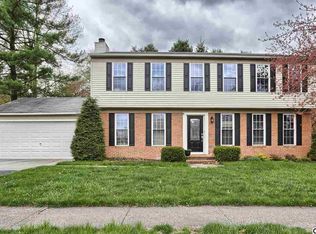 802 Briarwood Ln, Camp Hill, PA 17011