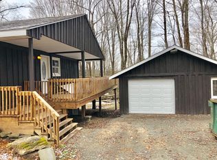 366 Stalker Hill Rd, Thompson, PA 18465